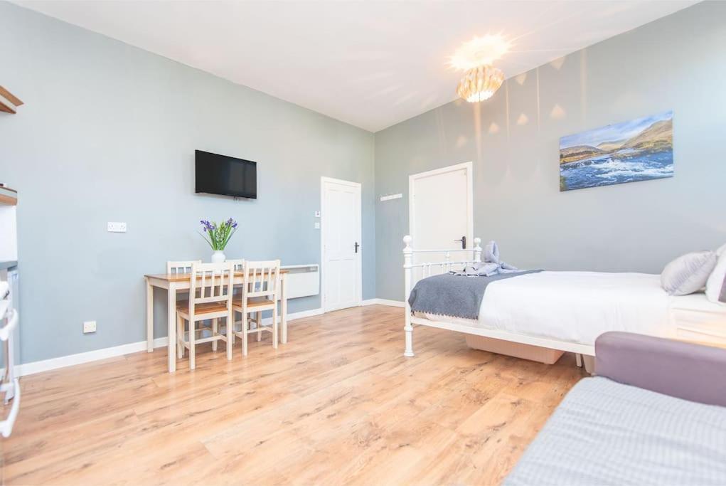 Clonbur House - Studio Village Apartment Galway Exterior photo